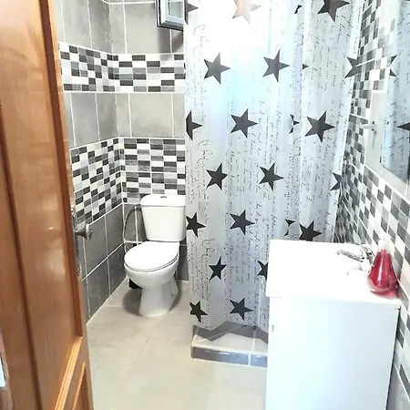 Tropicana One Bedroom Flat T1 In Gale Close To 8 Beaches Apartment *