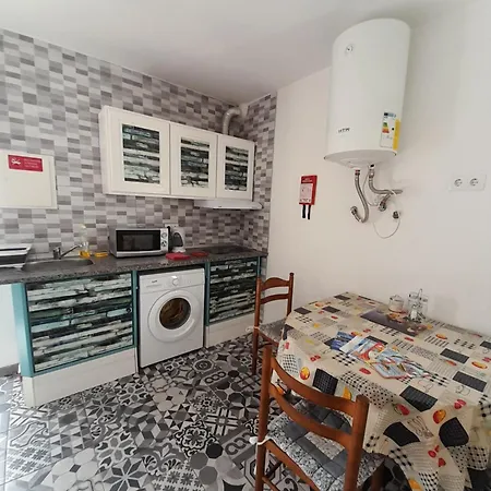Tropicana One Bedroom Flat T1 In Gale Close To 8 Beaches Albufeira