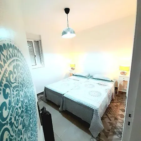 Apartment Tropicana One Bedroom Flat T1 With Ac Portatil, Garden And Parking Place *