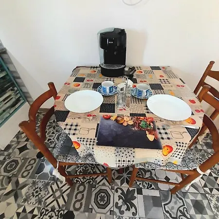 Tropicana One Bedroom Flat T1 With Ac Portatil, Garden And Parking Place Apartment