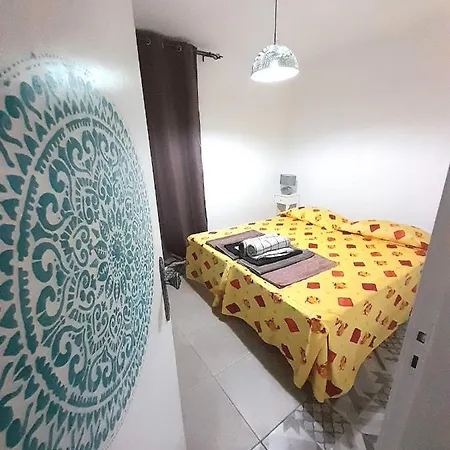 Tropicana One Bedroom Flat T1 With Ac Portatil, Garden And Parking Place