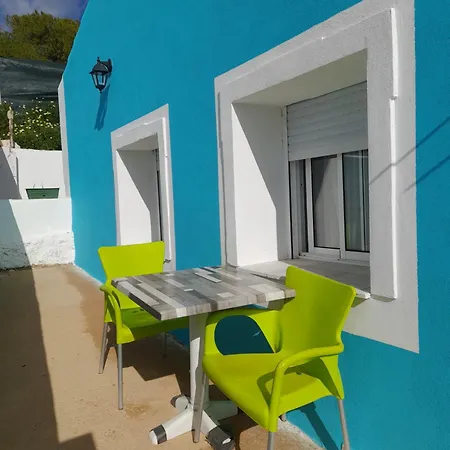 Tropicana One Bedroom Flat T1 With Ac Portatil, Garden And Parking Place