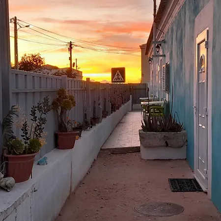 Tropicana One Bedroom Flat T1 With Ac Portatil, Garden And Parking Place Apartment *