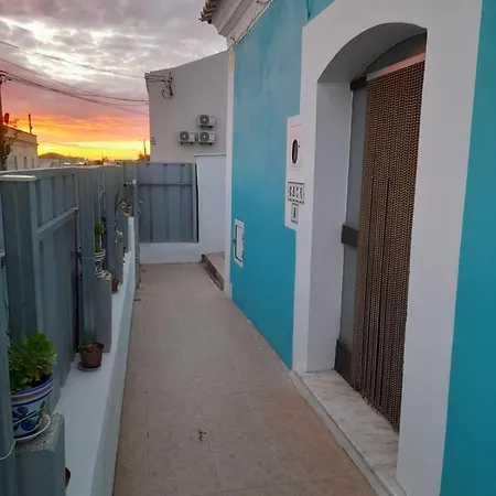 Bali Tropicana One Bedroom Flat T1 With Ac Portatil, Garden, Parking Place アパート アルブフェイラ