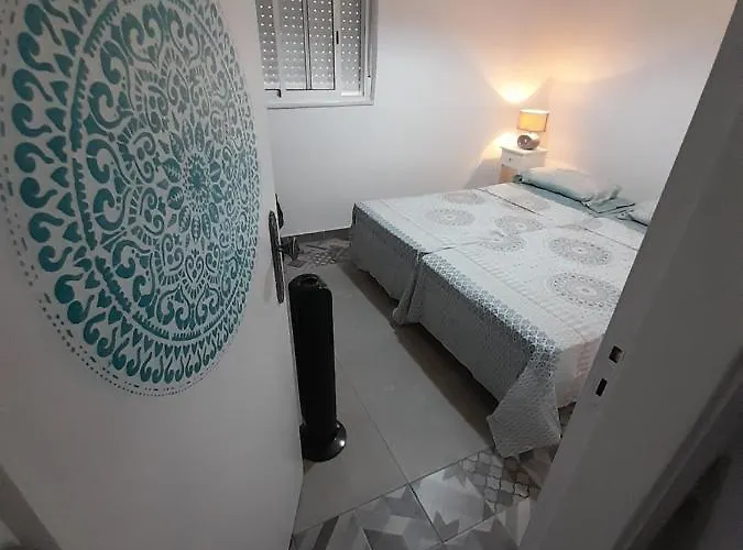 Tropicana One Bedroom Flat T1 With Ac Portatil, Garden And Parking Place Apartamento