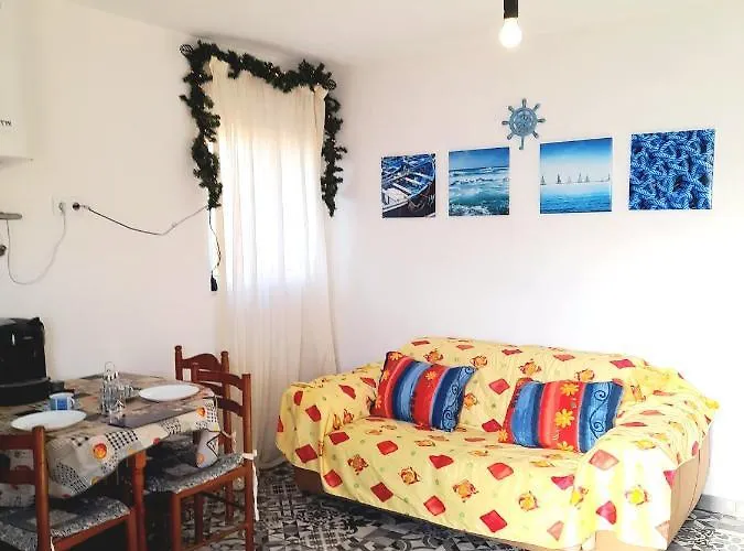 Tropicana One Bedroom Flat T1 With Ac Portatil, Garden And Parking Place Apartamento