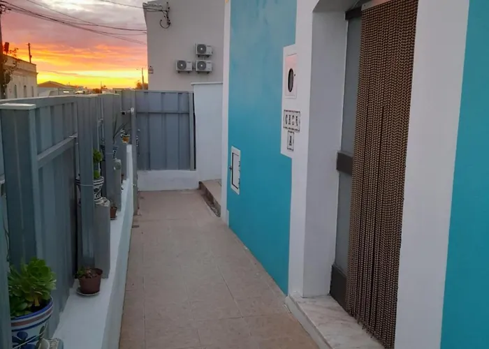 Tropicana One Bedroom Flat T1 With Ac Portatil, Garden And Parking Place Apartamento Albufeira